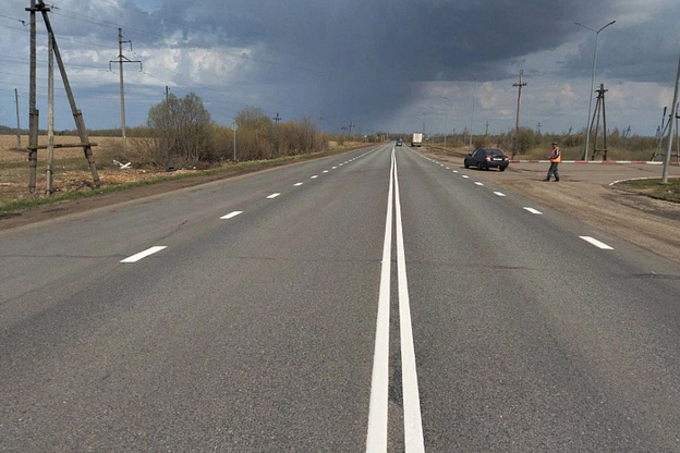 В Кировской области на дороги начали наносить новую разметку